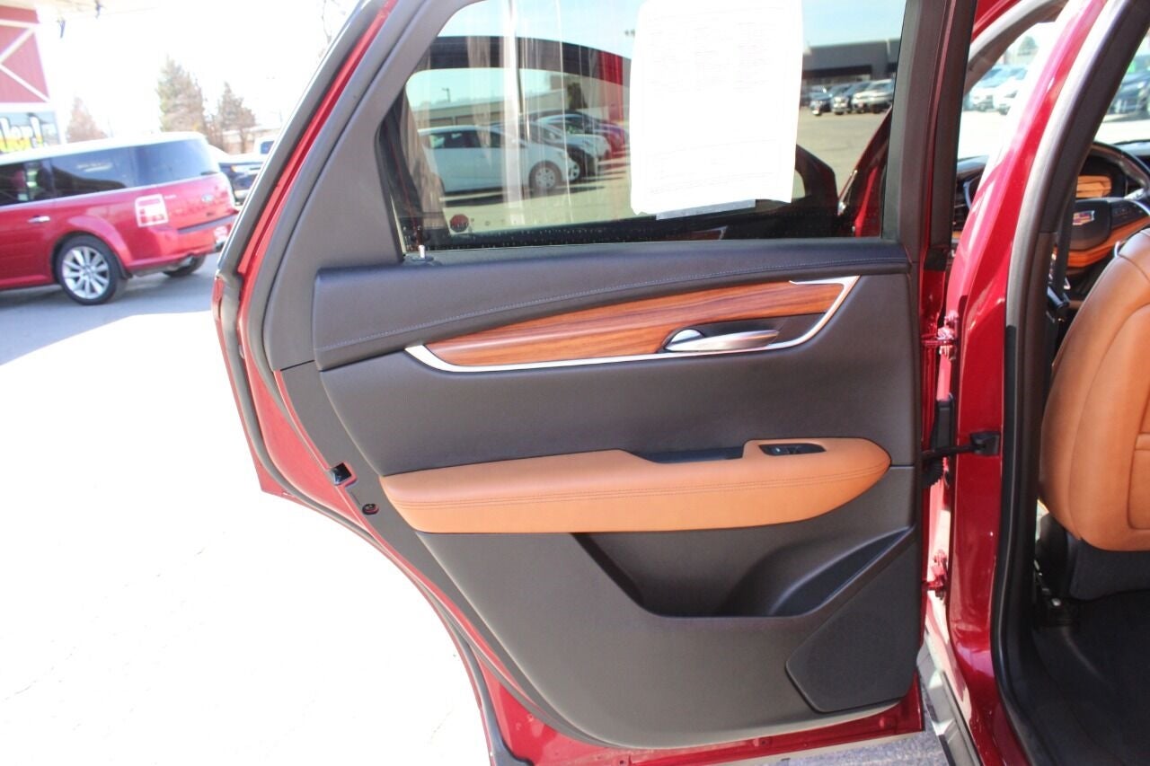 2020 Cadillac XT5 Premium Luxury 4x4 4dr SUV